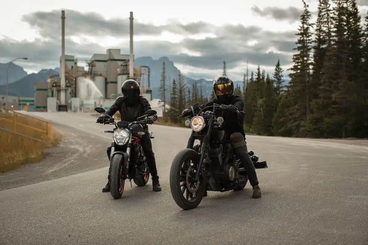 motocycliste  route