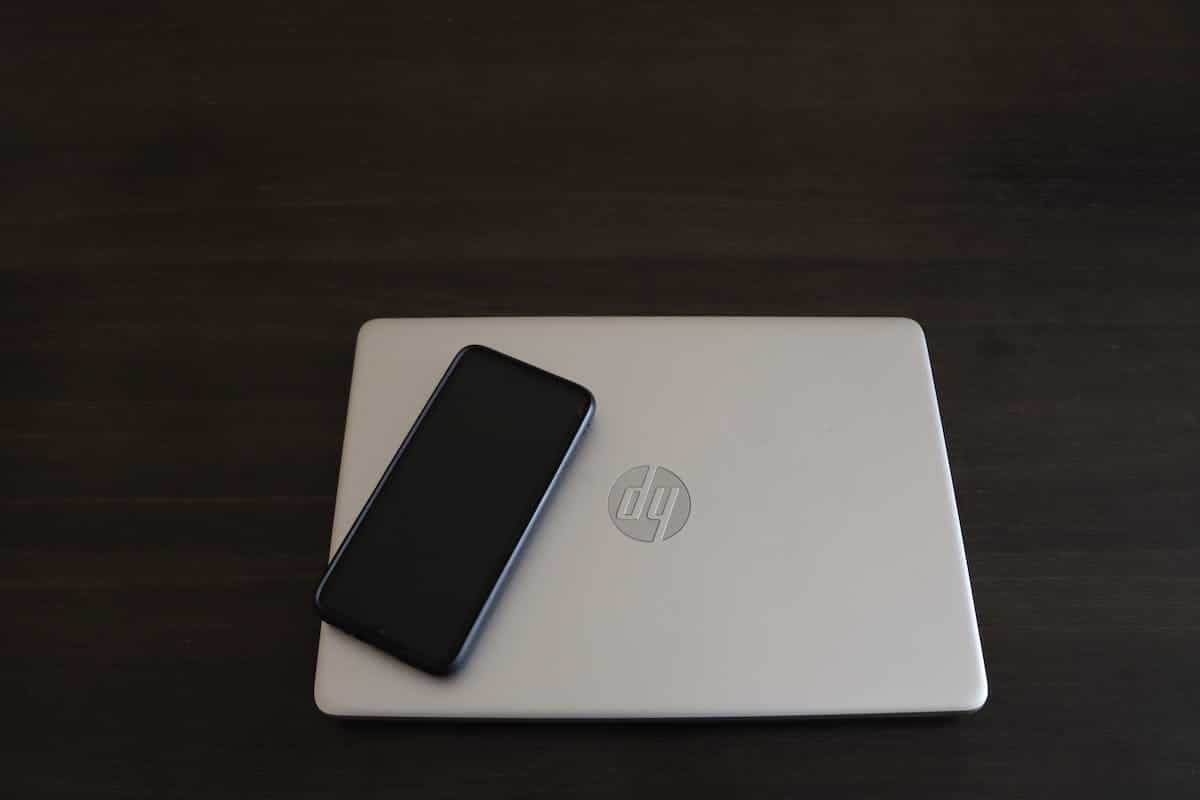 ordinateur dell  ordinateur hp