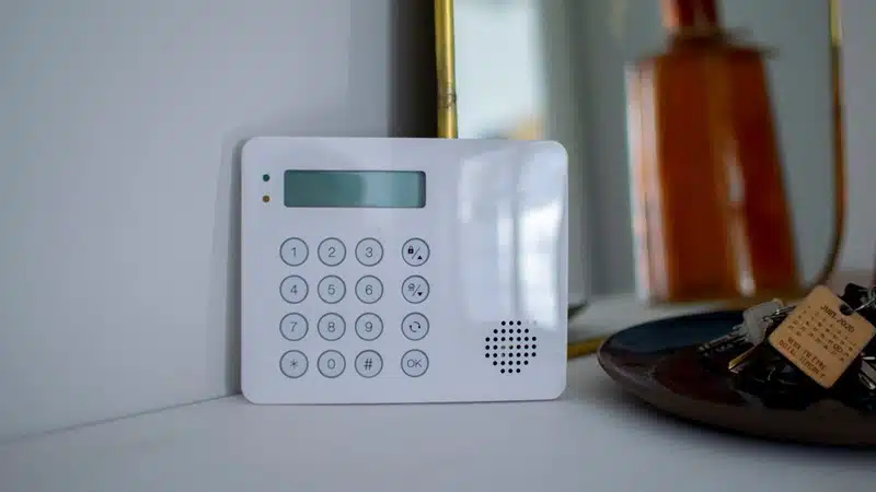 Alarmes maison protégez votre foyer et votre famille