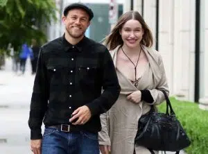 Charlie Hunnam et Morgana McNelis