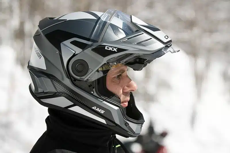Choisir le meilleur casque moto : astuces et sélections incontournables