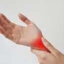 Comment soulager une tendinite du poignet grâce au CBD