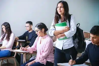 Parcoursup : comment intégrer une école de commerce du concours Sésame