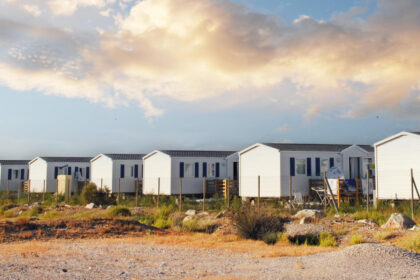 Quelle est la différence entre un mobil-home avec emplacement et un mobil-home à déplacer ?