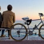 Transporter un vélo grâce à un accessoire adapté