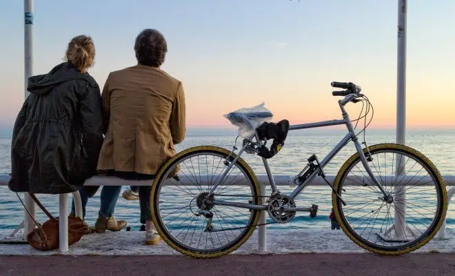 Transporter un vélo grâce à un accessoire adapté